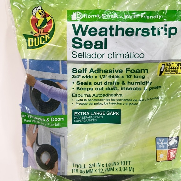 Duck Window Insulating Heat Shrink Film Kit 62” X 126” & 2 Pks Weatherstrip Seal - Picture 6 of 8